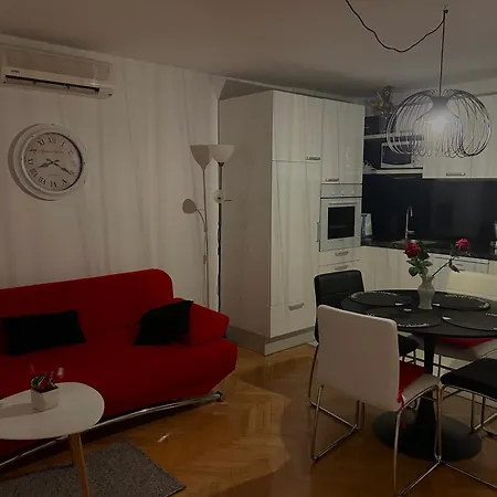Apartment Tea 2 *